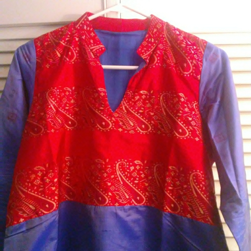 90%off brand new Silk kameez purple two tone.
